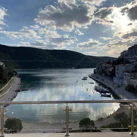 Apartament Divna *