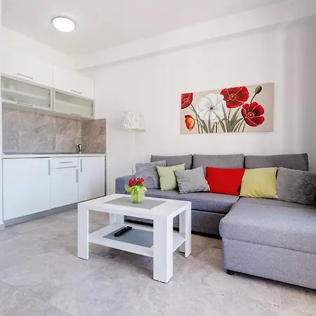 Apartment Divna *