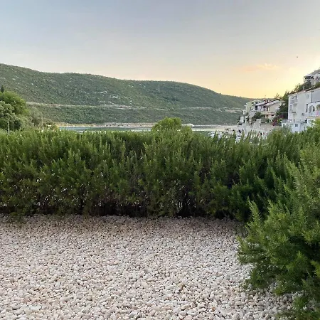 شقة Divna نيوم