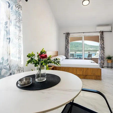 Apartment Divna
